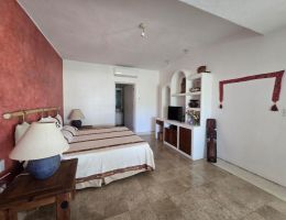 Foto 3 de Morros Porto Ixtapa | Villa en Venta con Jacuzzi Privado